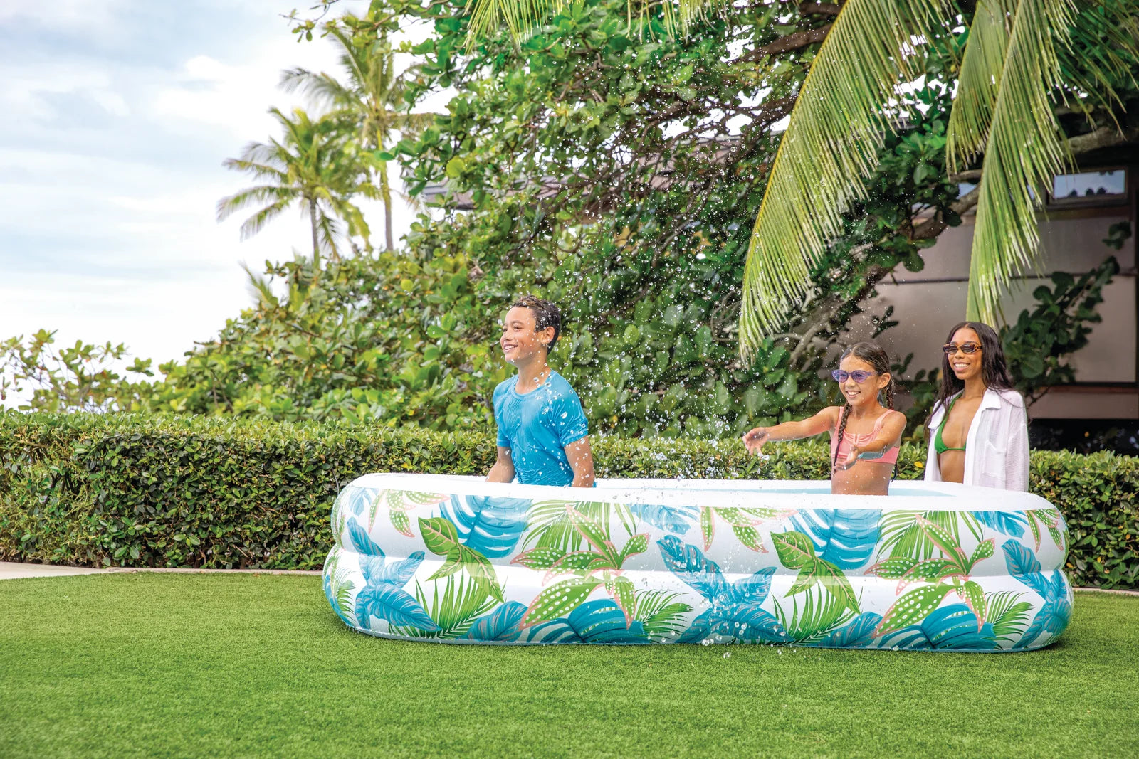 INTEX 90" x 60" x 19" Tropical Swim Center Family Pool