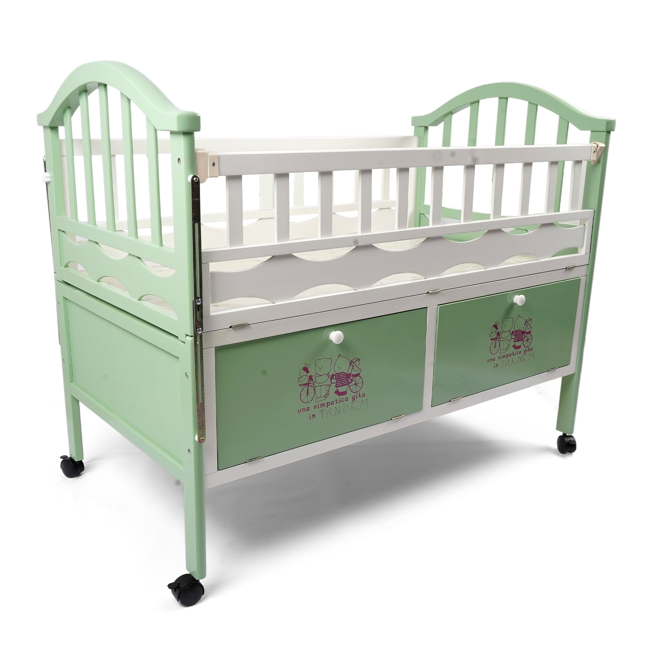 baby swing and cot 